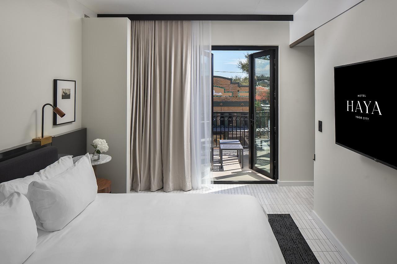 Hotel Haya Tampa Extérieur photo